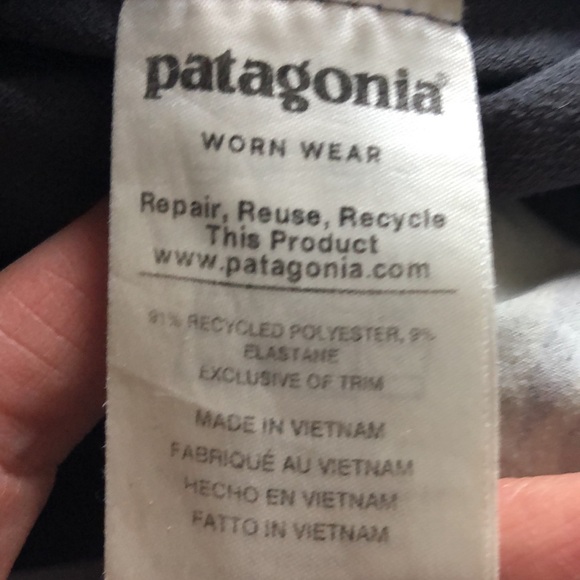 Patagonia shorts (Medium) - Picture 4 of 8